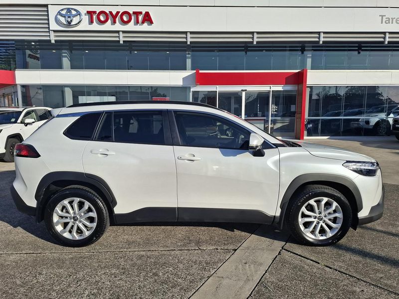 2024 Toyota Corolla Cross GXL Auto 2WD Photo 2