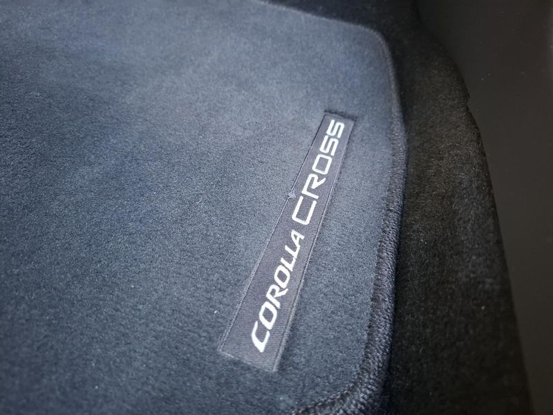 2024 Toyota Corolla Cross GXL Auto 2WD Photo 25