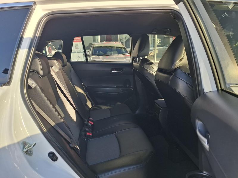 2024 Toyota Corolla Cross GXL Auto 2WD Photo 15