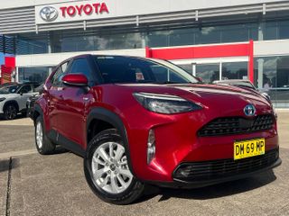 2022 Toyota Yaris Cross GX SUV (Atomic Rush) Pre-Owned Car Thumbnail