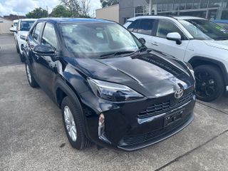 2024  Toyota Yaris Cross GX SUV (Ink) Pre-Owned Car Thumbnail