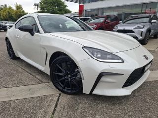 2023  Toyota GR86 GTS Coupe (White Liquid) Pre-Owned Car Thumbnail