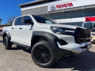 2024 Toyota Hilux GR Sport Ute (Frosted White) Pre-Owned Car Thumbnail