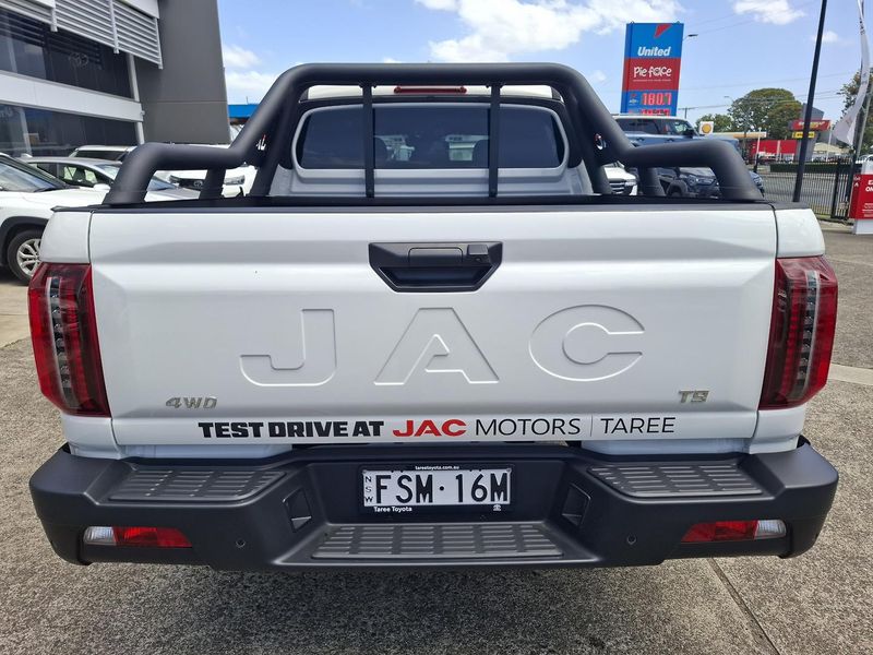 2025 JAC T9 Haven Auto 4x4 Double Cab Photo 4