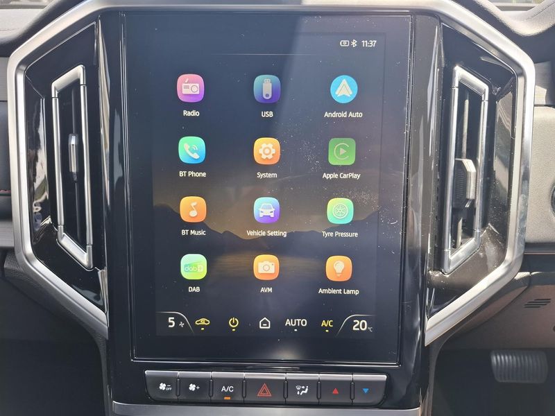 2025 JAC T9 Haven Auto 4x4 Double Cab Photo 19