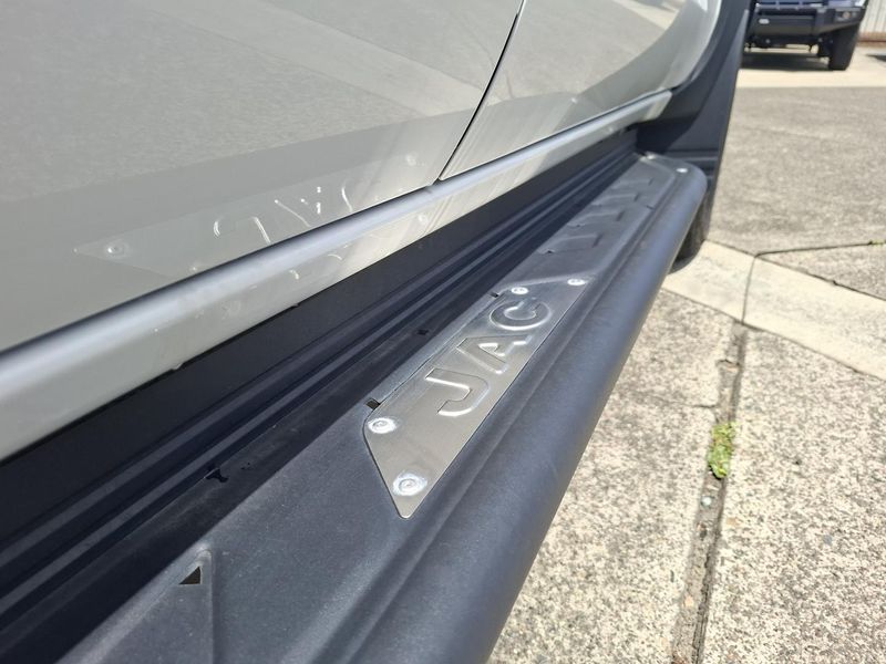2025 JAC T9 Haven Auto 4x4 Double Cab Photo 16
