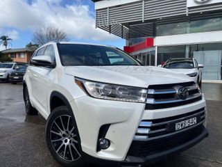 2018 Toyota Kluger Grande SUV (Crystal Pearl) Pre-Owned Car Thumbnail
