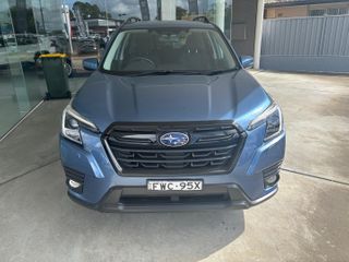 2023  Subaru Forester 2.5i SUV (Horizon Blue) Pre-Owned Car Thumbnail