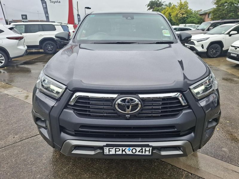 2024 Toyota Hilux Rogue 48V Auto 4x4 Double Cab Photo 8