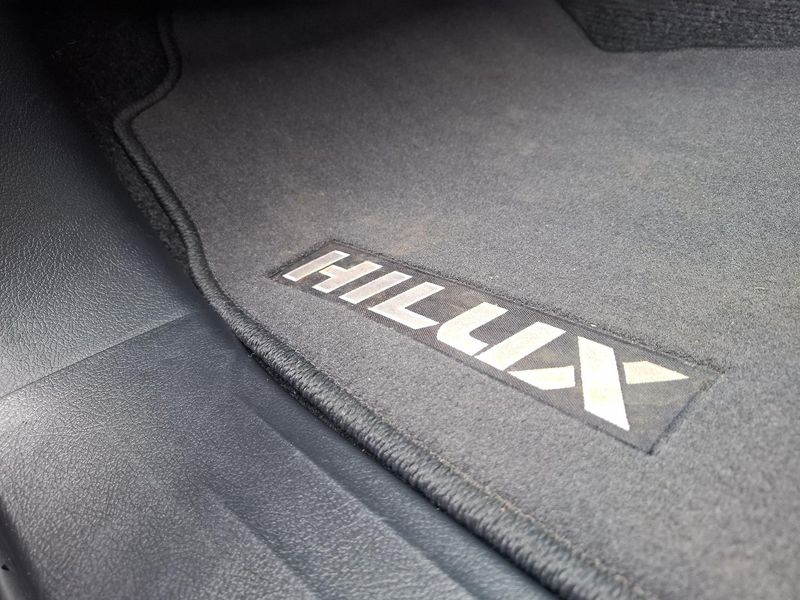 2024 Toyota Hilux Rogue 48V Auto 4x4 Double Cab Photo 24