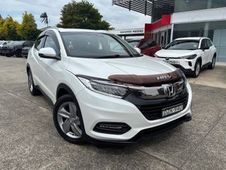2018  Honda HR-V VTi-S SUV (White Orchid) Pre-Owned Car Thumbnail