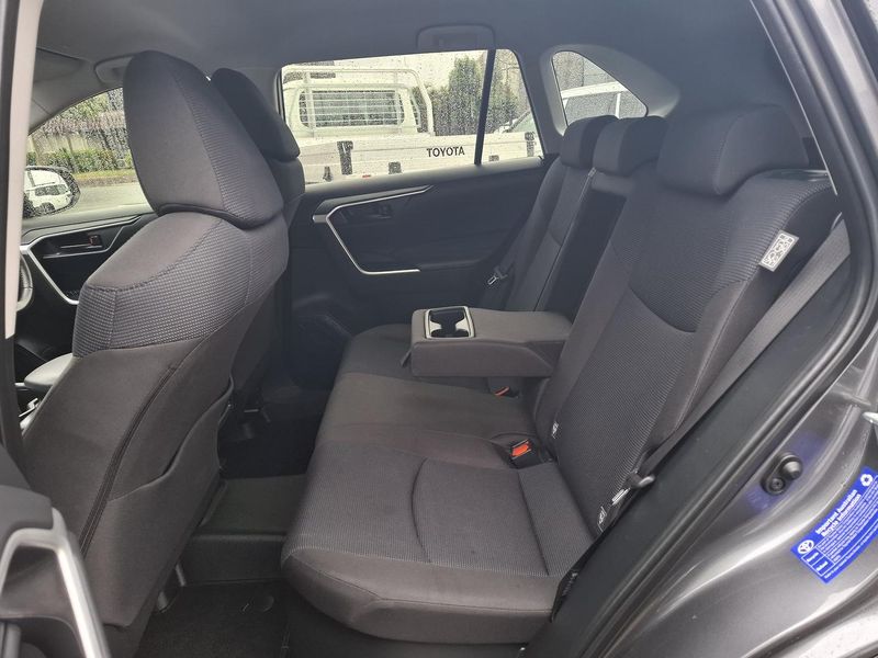 2024 Toyota RAV4 GX Auto 2WD Photo 16