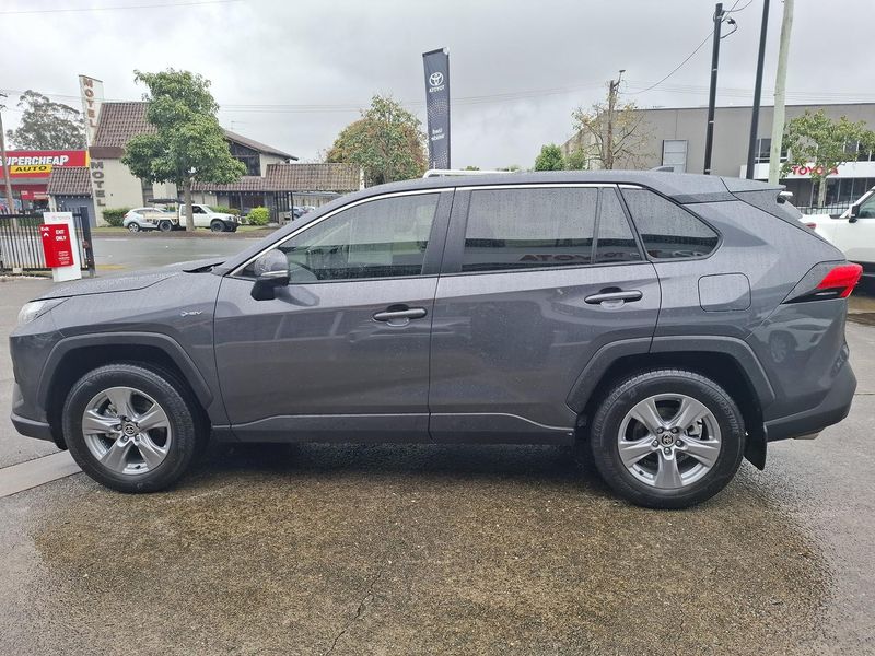 2024 Toyota RAV4 GX Auto 2WD Photo 6