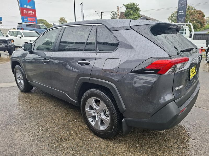 2024 Toyota RAV4 GX Auto 2WD Photo 5