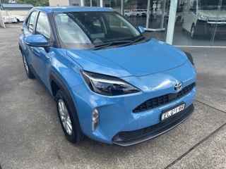 2020  Toyota Yaris Cross GX SUV (Mineral Blue) Pre-Owned Car Thumbnail