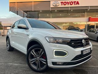 2020 Volkswagen T-Roc 140TSI Sport SUV (Pure White) Pre-Owned Car Thumbnail