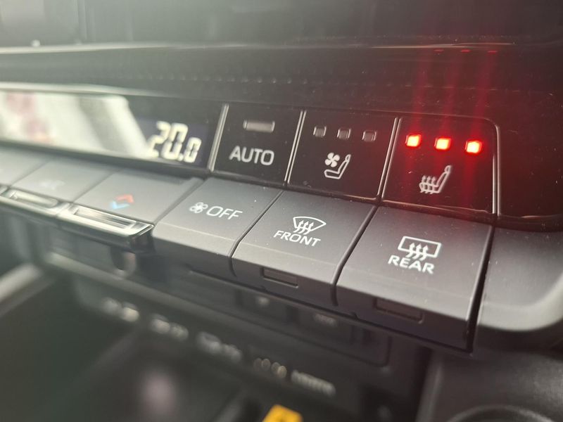 2025 Toyota Landcruiser Prado Altitude Auto 4x4 Photo 23