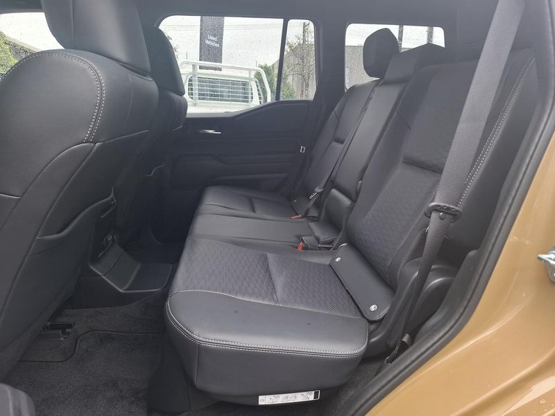 2025 Toyota Landcruiser Prado Altitude Auto 4x4 Photo 19